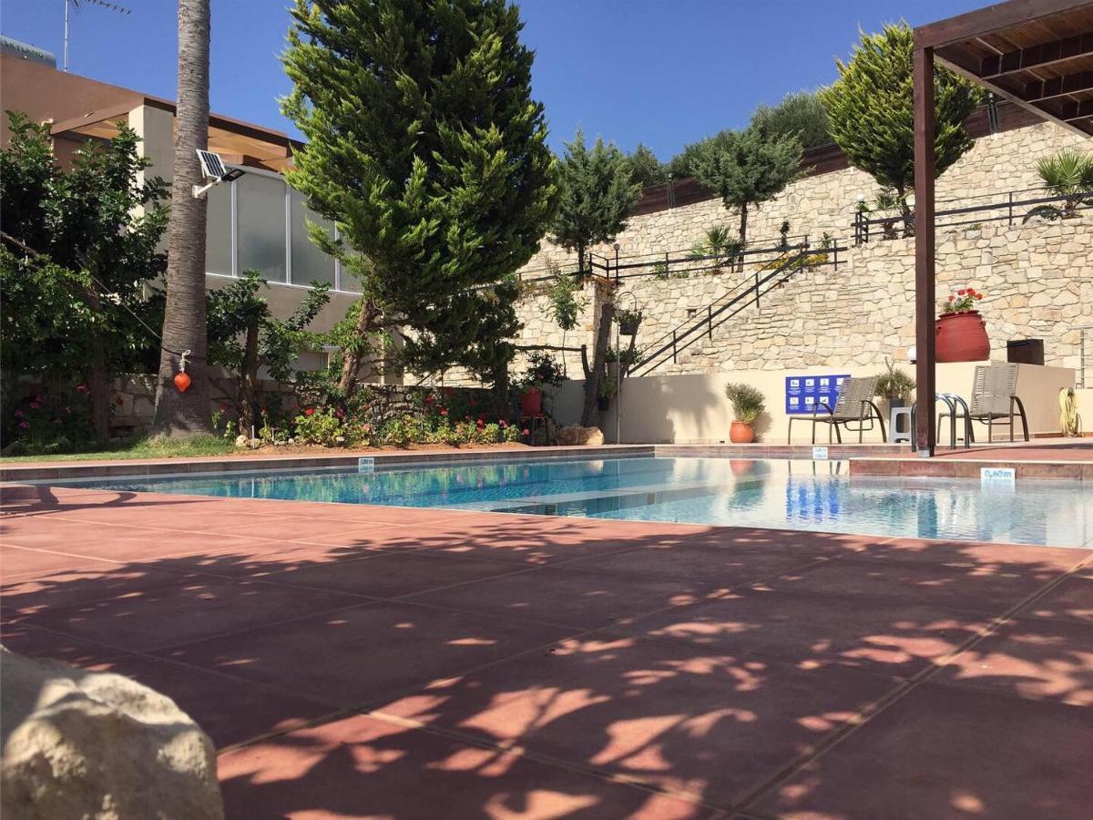 Meliades Villas Agia Marina 외부 사진