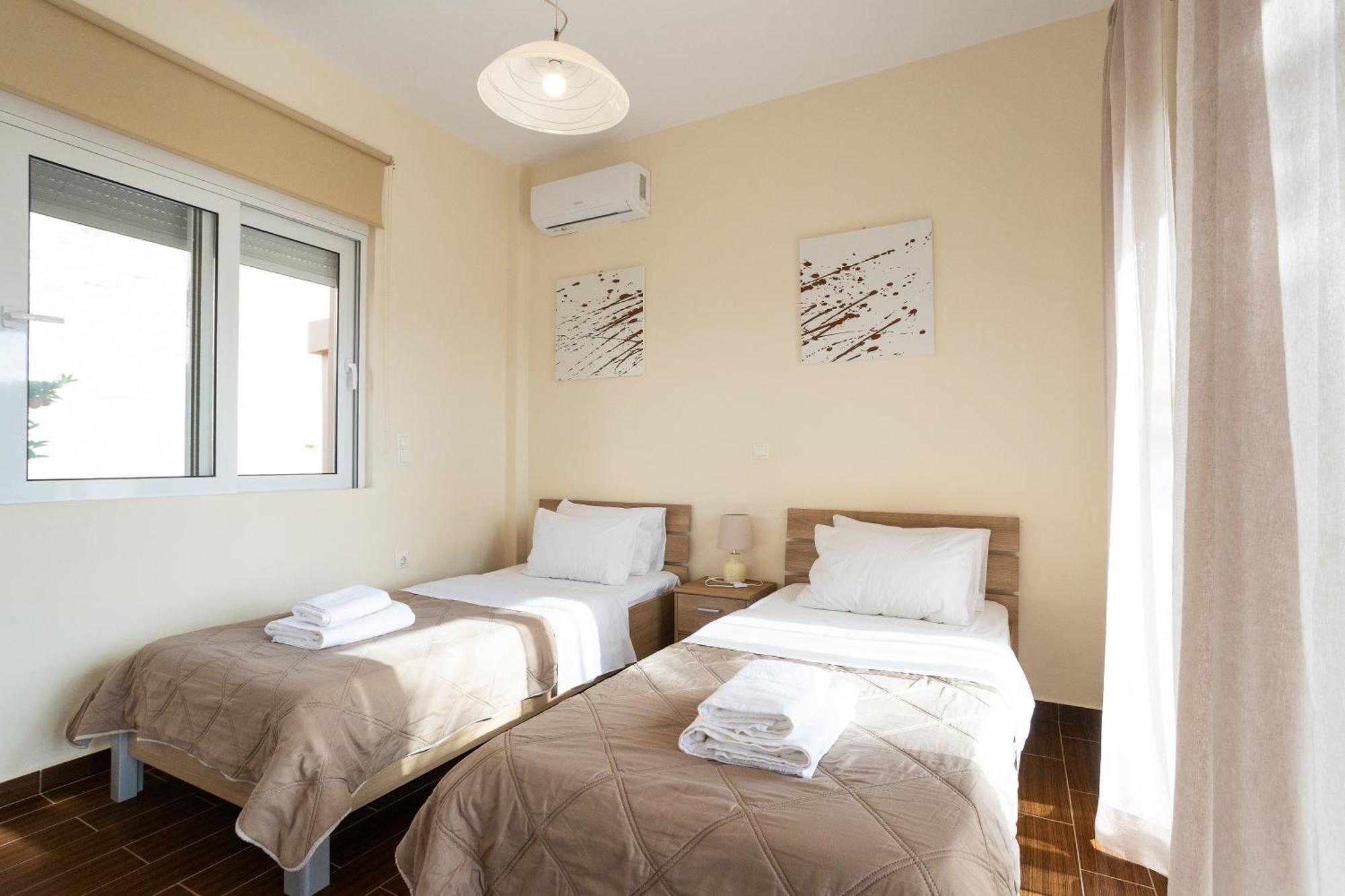 Meliades Villas Agia Marina 외부 사진