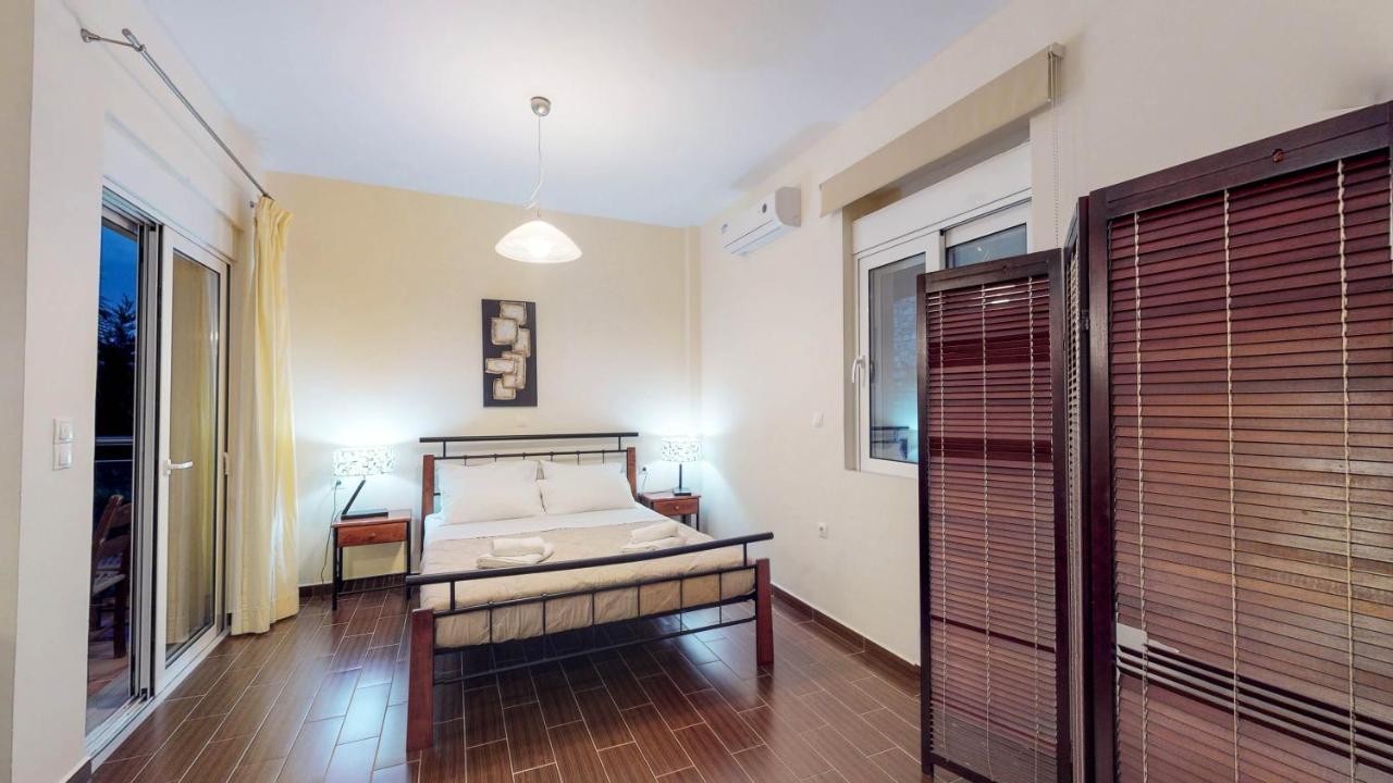 Meliades Villas Agia Marina 외부 사진