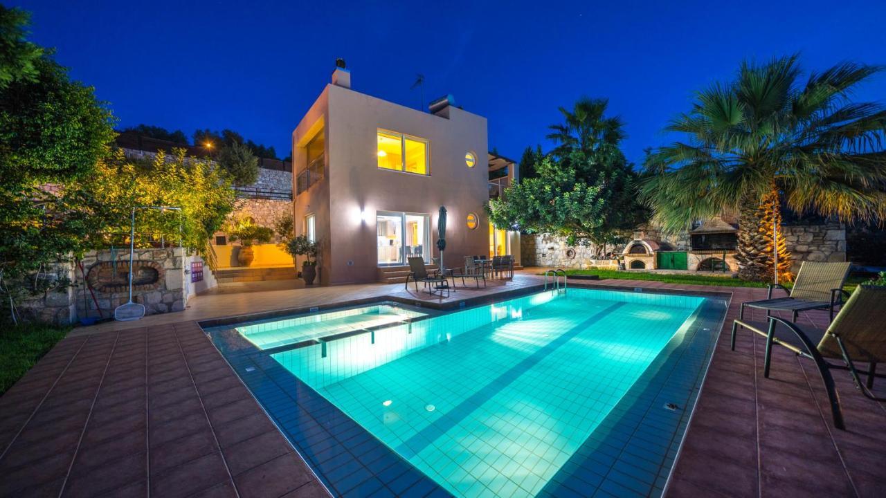 Meliades Villas Agia Marina 외부 사진