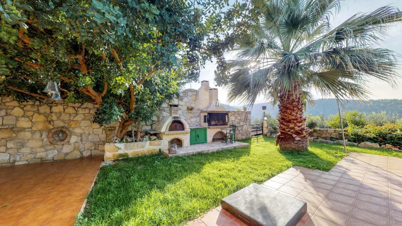 Meliades Villas Agia Marina 외부 사진