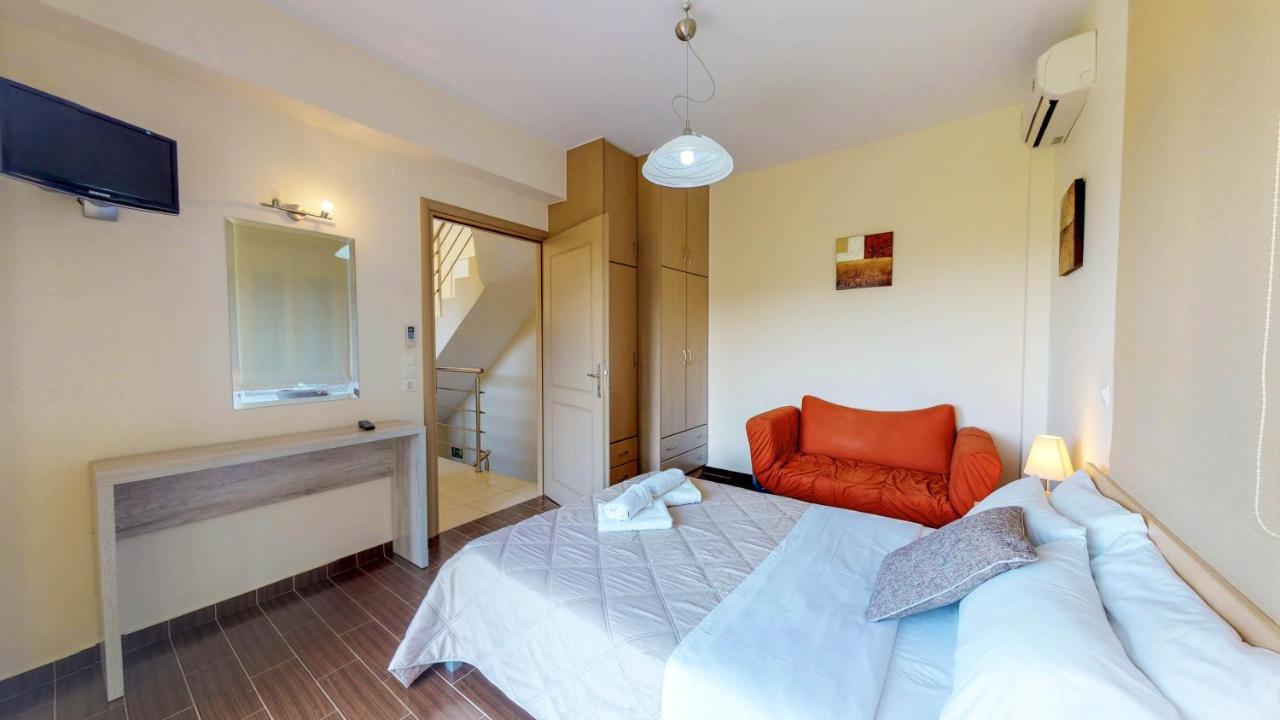 Meliades Villas Agia Marina 외부 사진